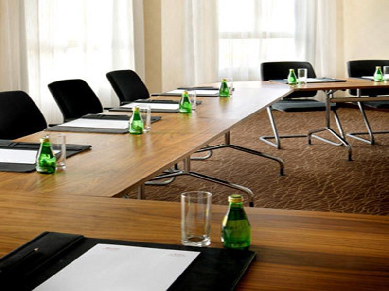 Marriott Executive Apartments Riyadh, Convention Center Buitenkant foto